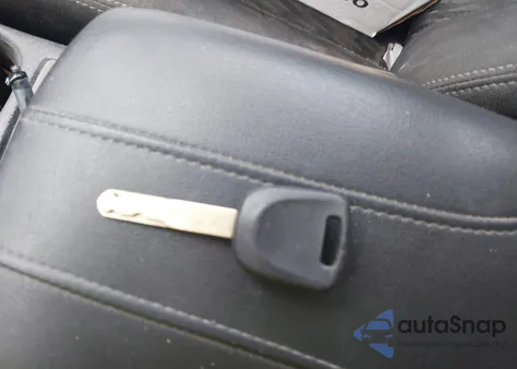 2006 Honda Odyssey Exl from USA, damaged, VIN 5FNRL387X6B092116